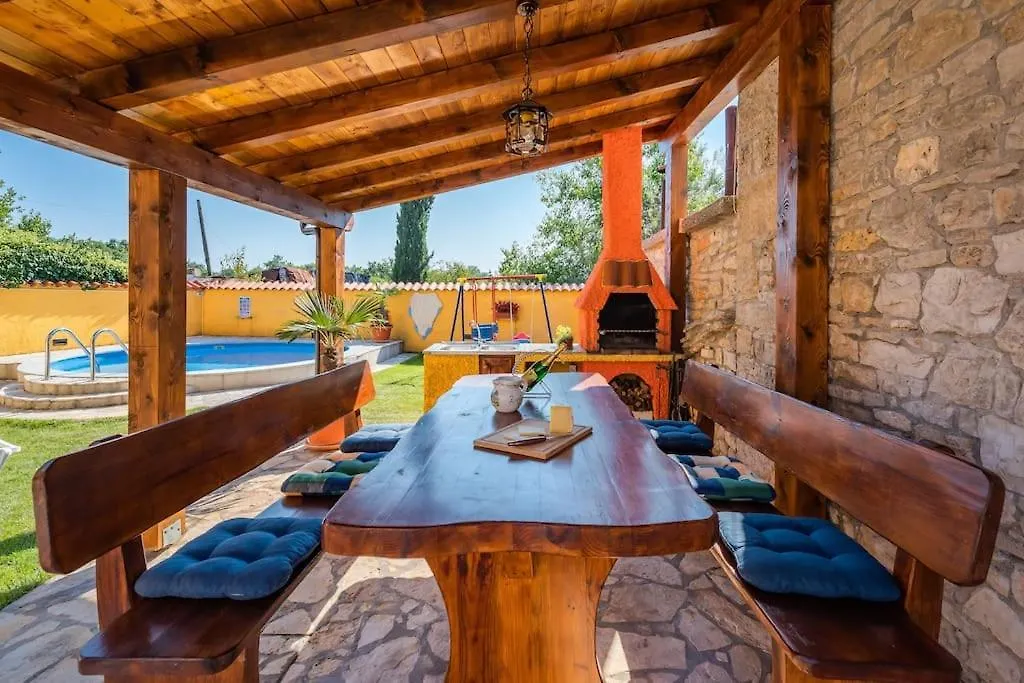Villa Varesko By Istrialux Mali Vareski